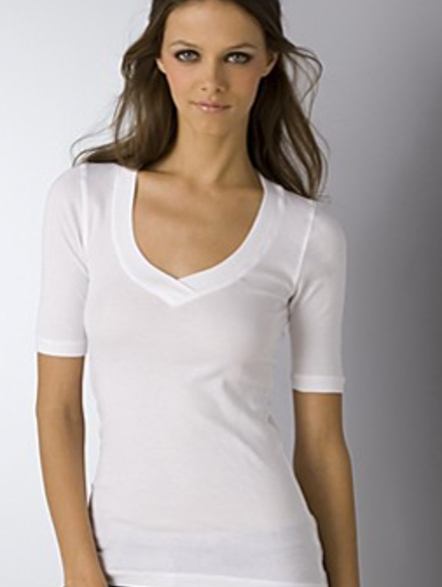 2/21 Shopping &amp; Style White T-shirt 