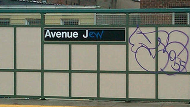 subway-sign-defaced.jpg 