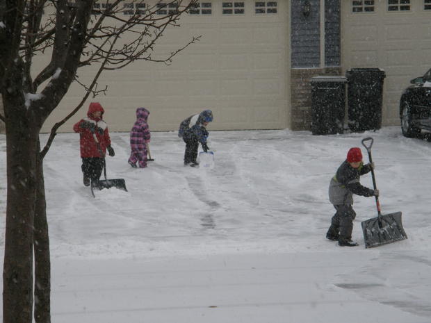 snow-kids-shoveling.jpg 