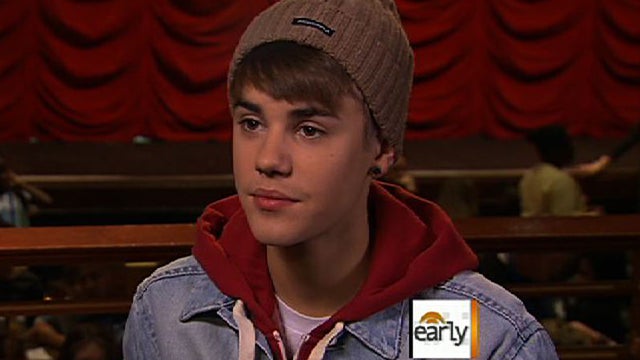 ess_1119_JUSTINBIEBER.jpg 