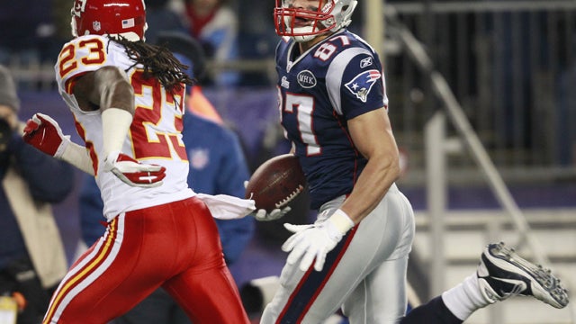 Rob Gronkowski heads to the end zone 