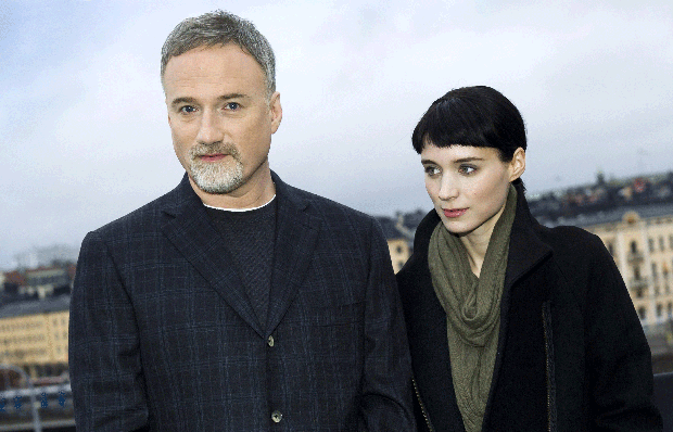002-drag--rooney-and--finch.gif 