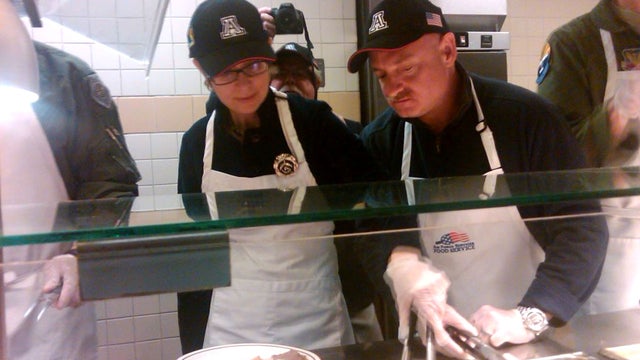 Gabrielle Giffords and Mark Kelly, Thanksgiving 