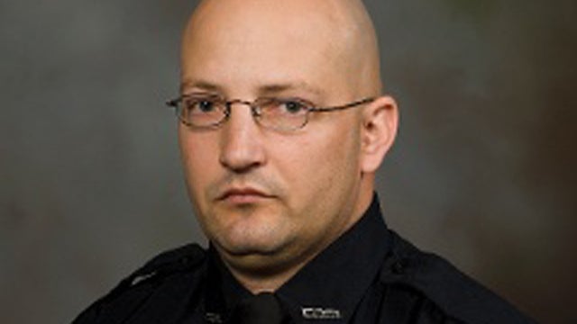 AP111208052782.jpg 