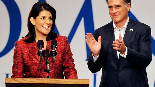 111216-Mitt_Romney-Nikki_Haley-AP111216023072.jpg 