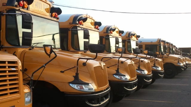 school-buses-2.jpg 