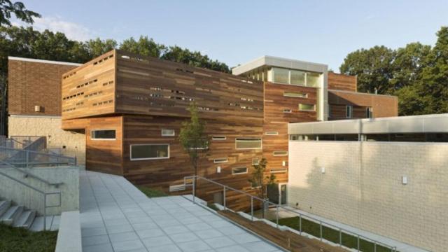 adolescent-center-at-st_-anns-home-and-school-by-signer-harris-architects-588x392.jpg 