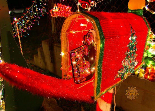 tackylights17.jpg 