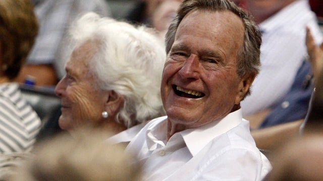 george_hw_bush_113296215.jpg 