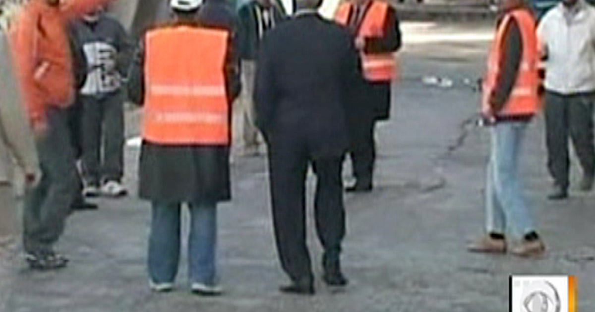 Arab League observers in Syrian city of Homs