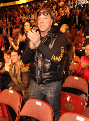 013-fite-rourke.gif 