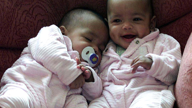 baby-twins_852526.jpg 