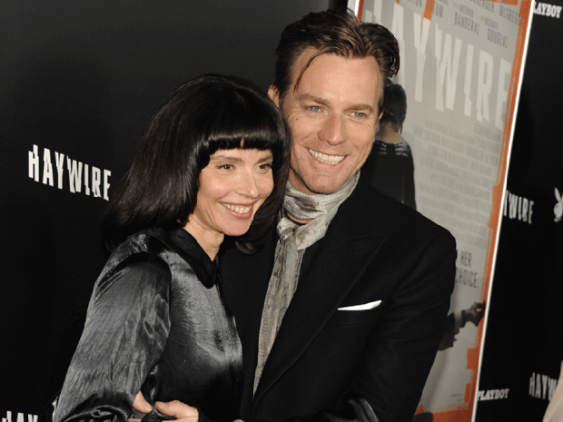 002-ay-ewan-and--wife.gif 