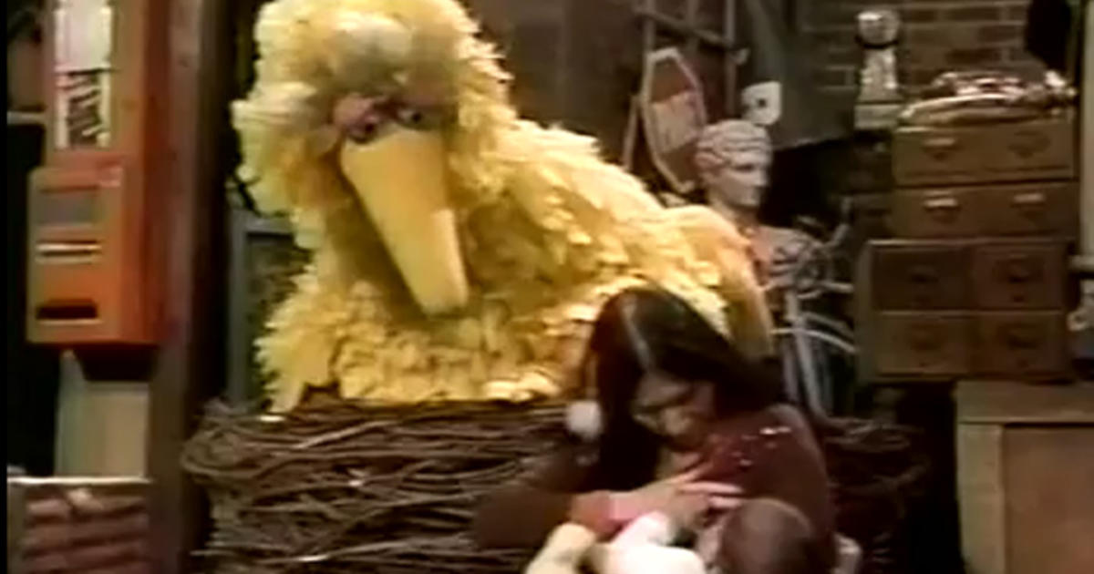 Sesame Street should show breastfeeding, group petitions - CBS News