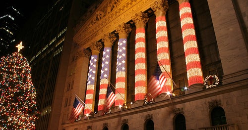 Акциите в САЩ се движат на рекордно високи нива при тиха търговия след коледните празници