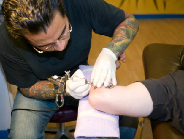 Shopping &amp; Style Tattoo Parlors Man Tattooing  