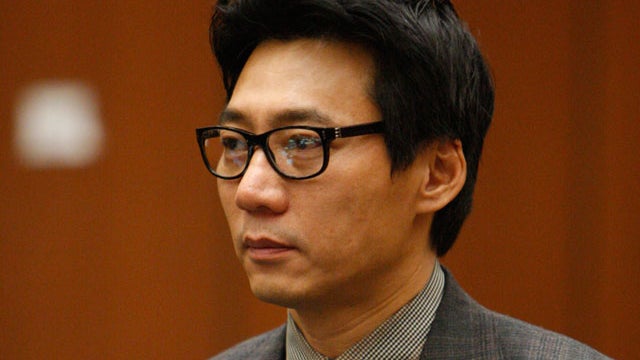 lee.jpg 
