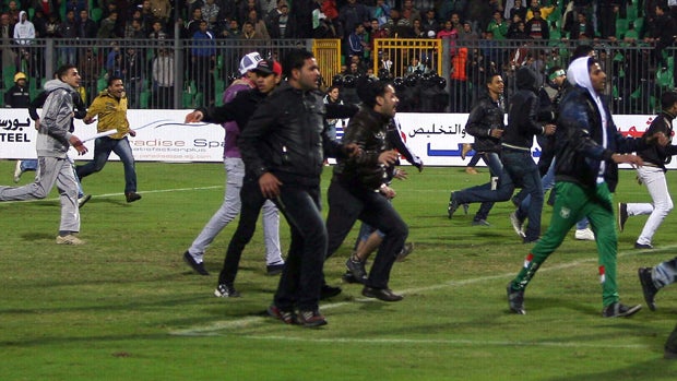 Egyptian_soccer_violence_138049238.jpg 