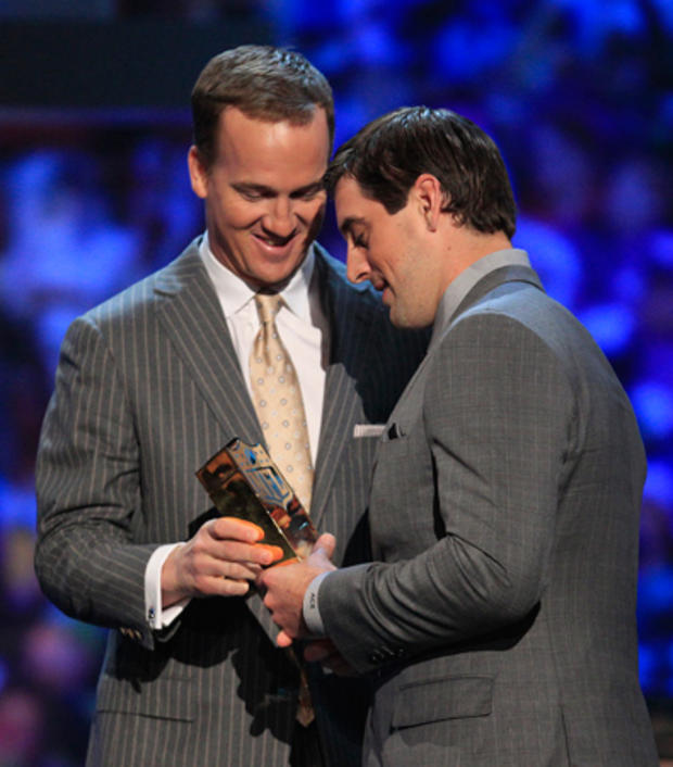 Peyton Manning presents the AP MVP Player of the Year to Green Bay Packers' Aaron Rodgers 