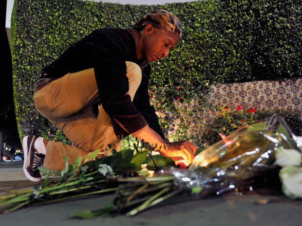 Fans mourn Whitney Houston's passing on Feb. 11, 2012. in Los Angeles. 