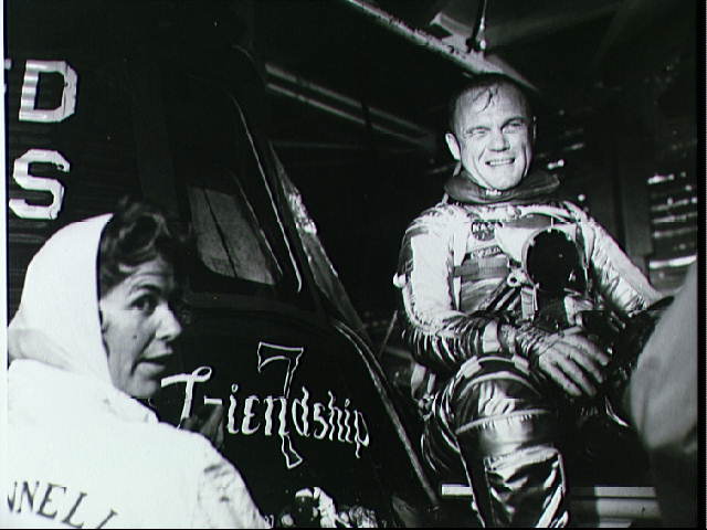 Glenn_and_Friendship_7_artist_-_NASA.jpg
