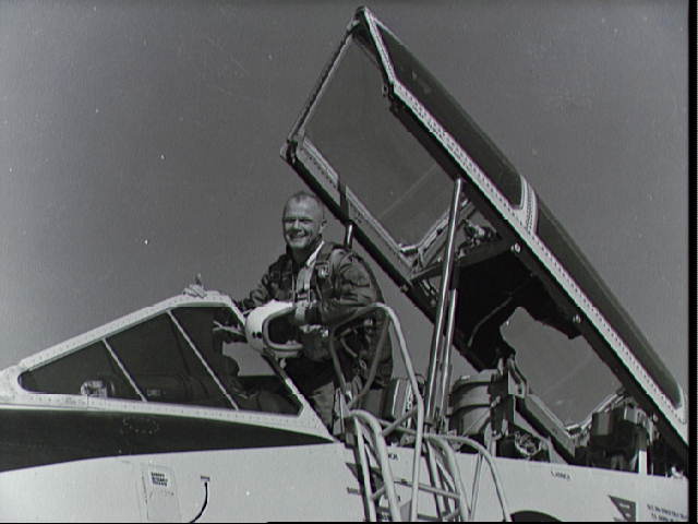 Glenn_in_T-106_-_NASA.jpg