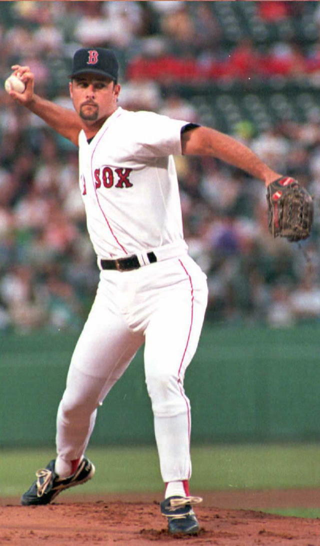 Doug Mirabelli returns just in time to catch Tim Wakefield - The Boston  Globe