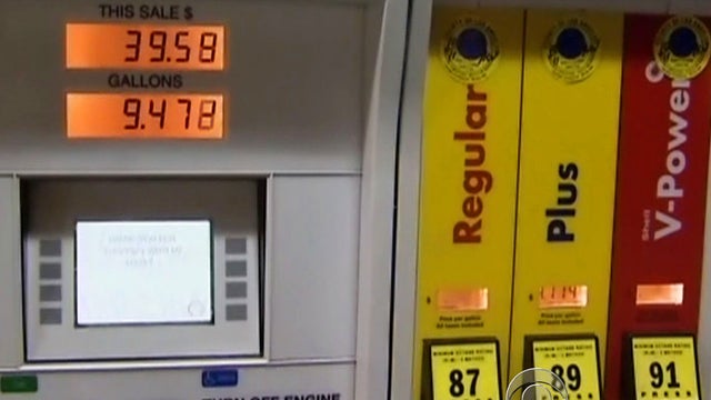 GOP use rising gas prices against Obama  