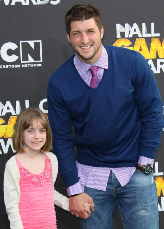 Tim Tebow's Busy 2012 Offseason 