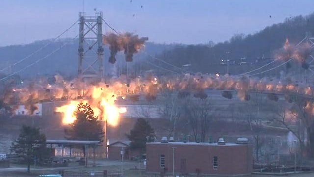 Fort Steuben Bridge demolition 