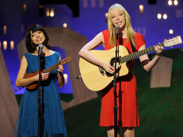 Kate Micucci, left and Riki Lindhome of Garfunkel and Oats perform onstage at the Independent Spirit Awards 
