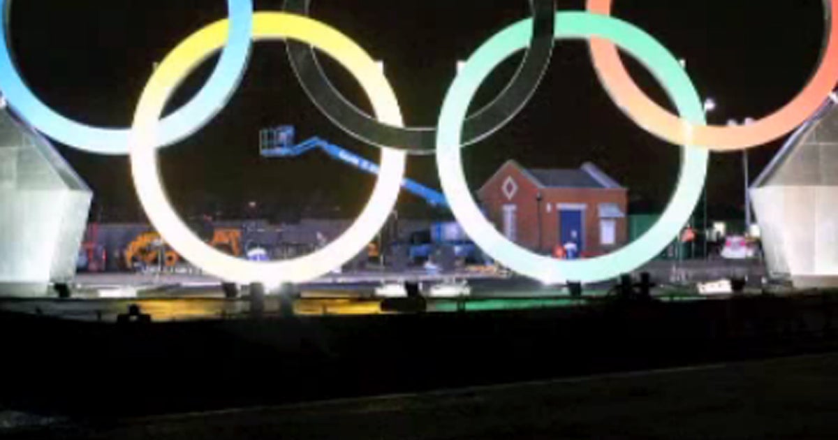 Time-lapse video shows the Olympic Games rings being built - CBS News