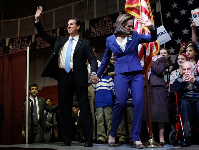 Super_Tuesday_Santorum_celebrating_AP120306057288.jpg 