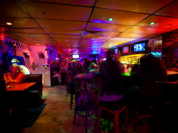 Nightlife &amp; Music Jukebox Bar, charlies kitchen 