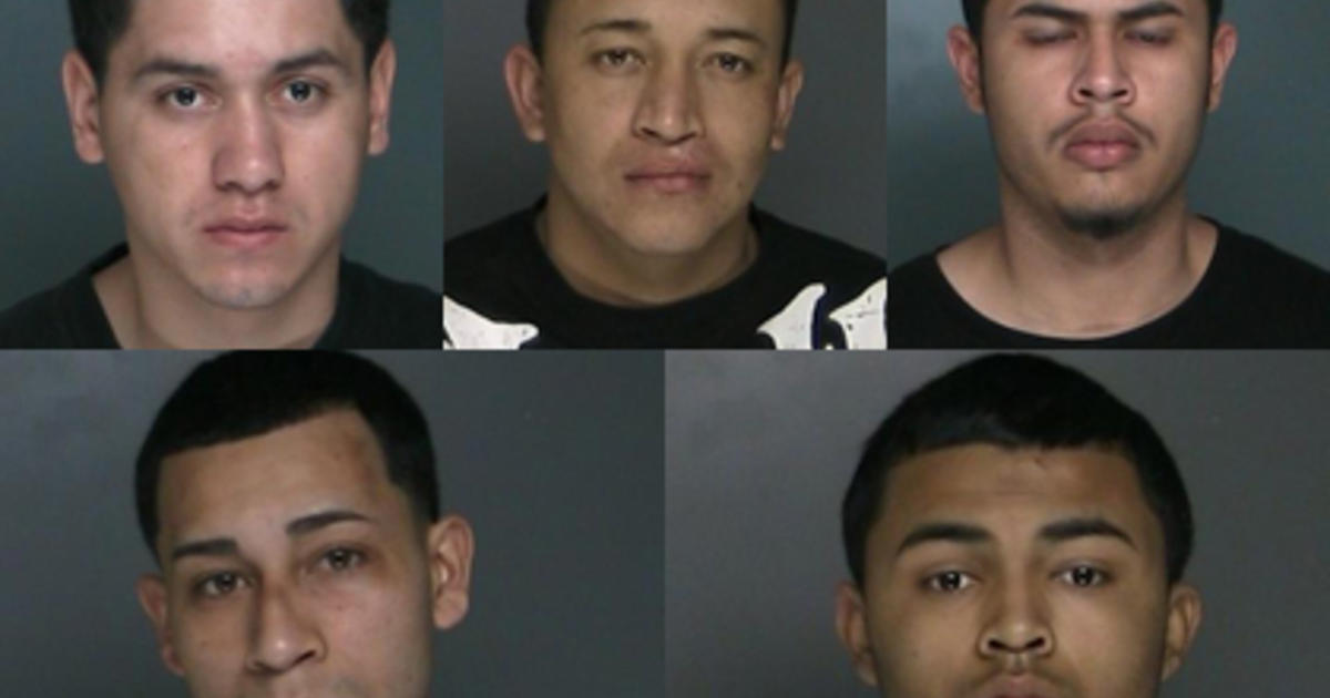 Gang Of 5 Indicted In String Of Violent Suffolk County Armed Robberies Cbs New York 9989