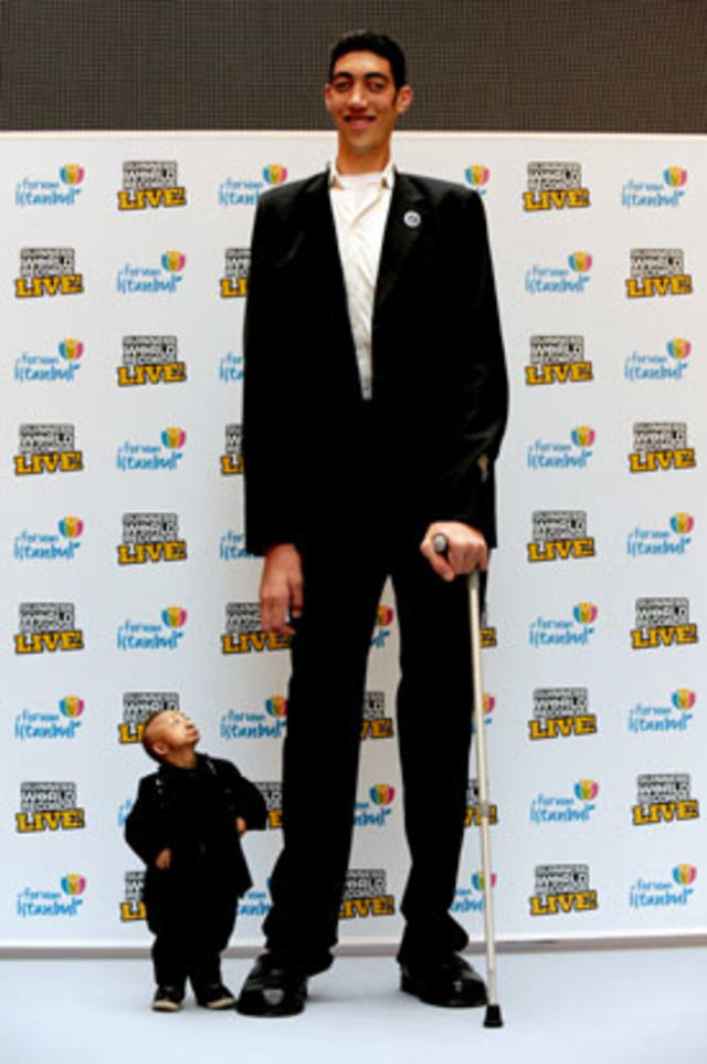 World's tallest man Sultan Kosen stops growing