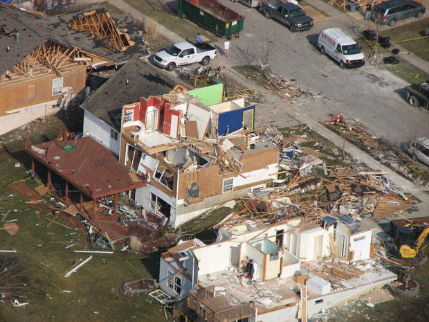 tornado-damage-aerial-photos-2.jpg 