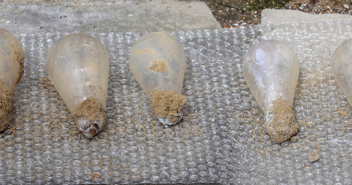 Time capsule's centuryold light bulbs still work CBS News