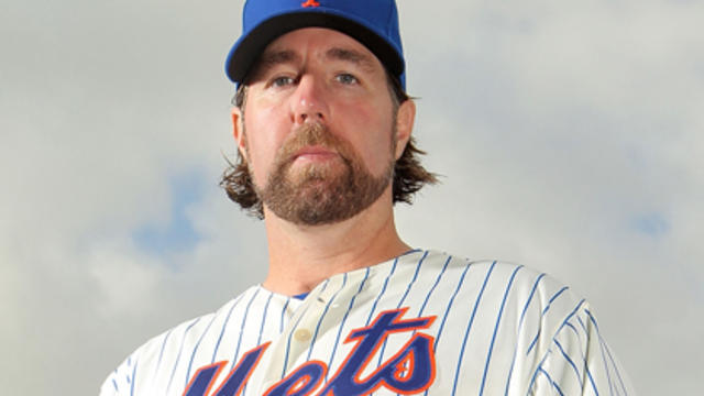 NY Mets pitcher R.A. Dickey Memoir Reveals Childhood Abuse
