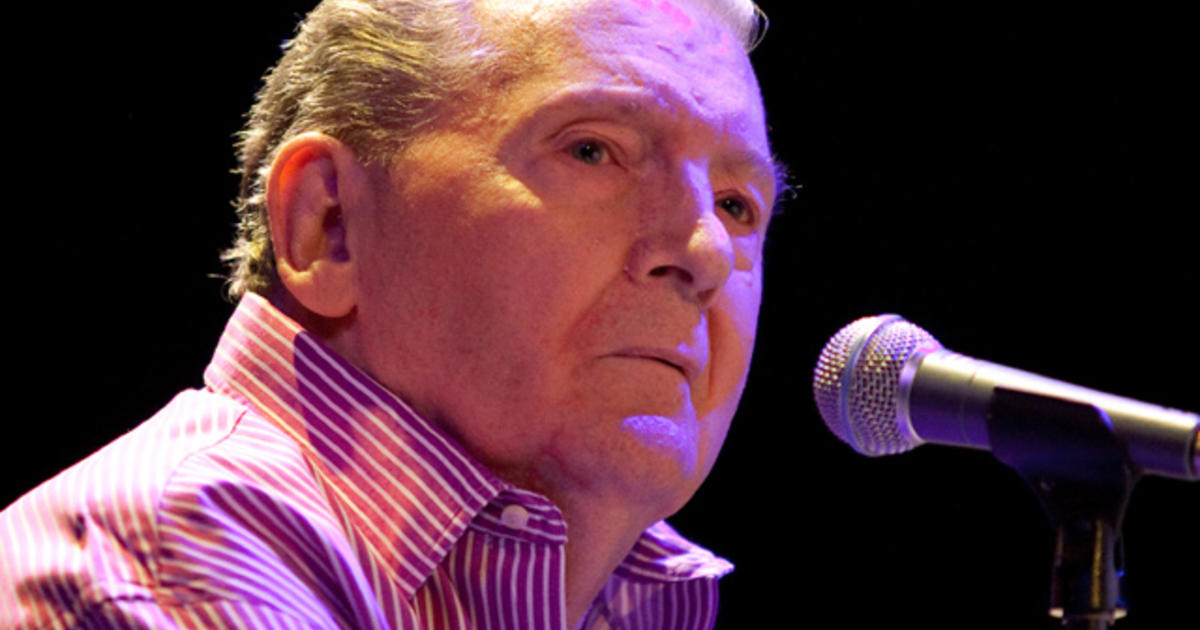 Jerry Lee Lewis marries his cousin's ex-wife - CBS News