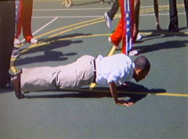 mark_knoller_obama_pushup.JPG 