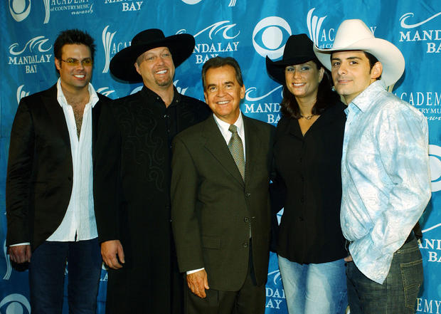 vince-bucci-duo-troy-gentry-and-eddie-montgomery-executive-producer-dick-clark.jpg 