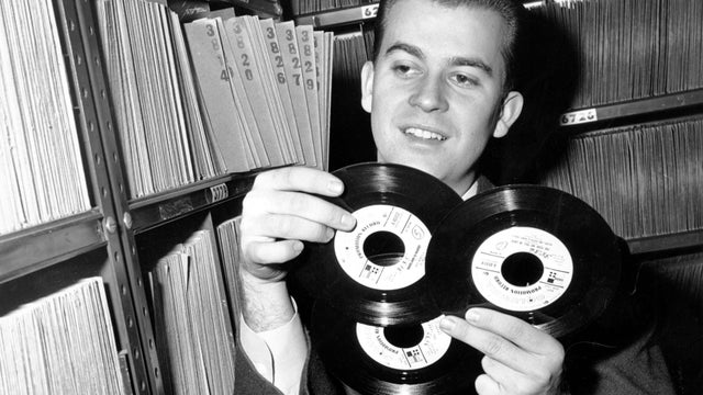 "America's oldest teenager" Dick Clark dead at 82 