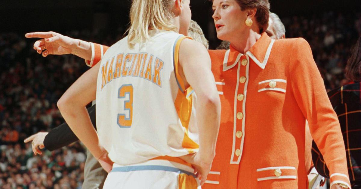 Pat Summitt, winningest coach in Division I college basketball, dead at 64