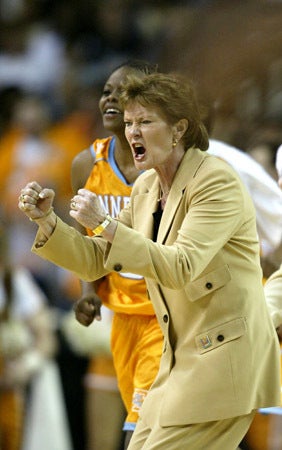 Head coach Pat Summitt of Tennessee shouts 