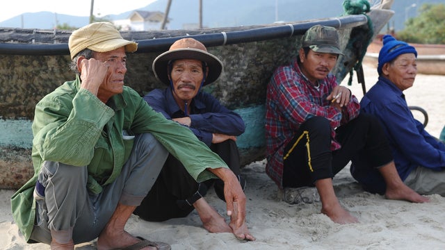 vietnam, fisherman, south china sea 