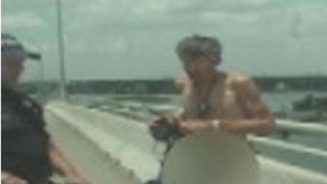 naked-unicyclist.jpg 