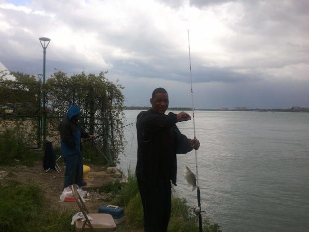 detroit-river-fishing-12.jpg 
