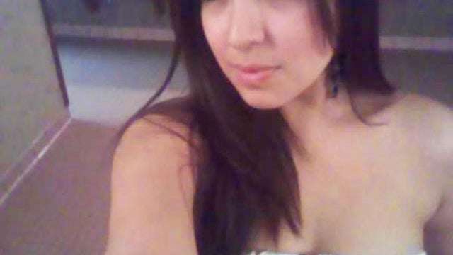 Groom sought after bride slain in Ill. apartment 