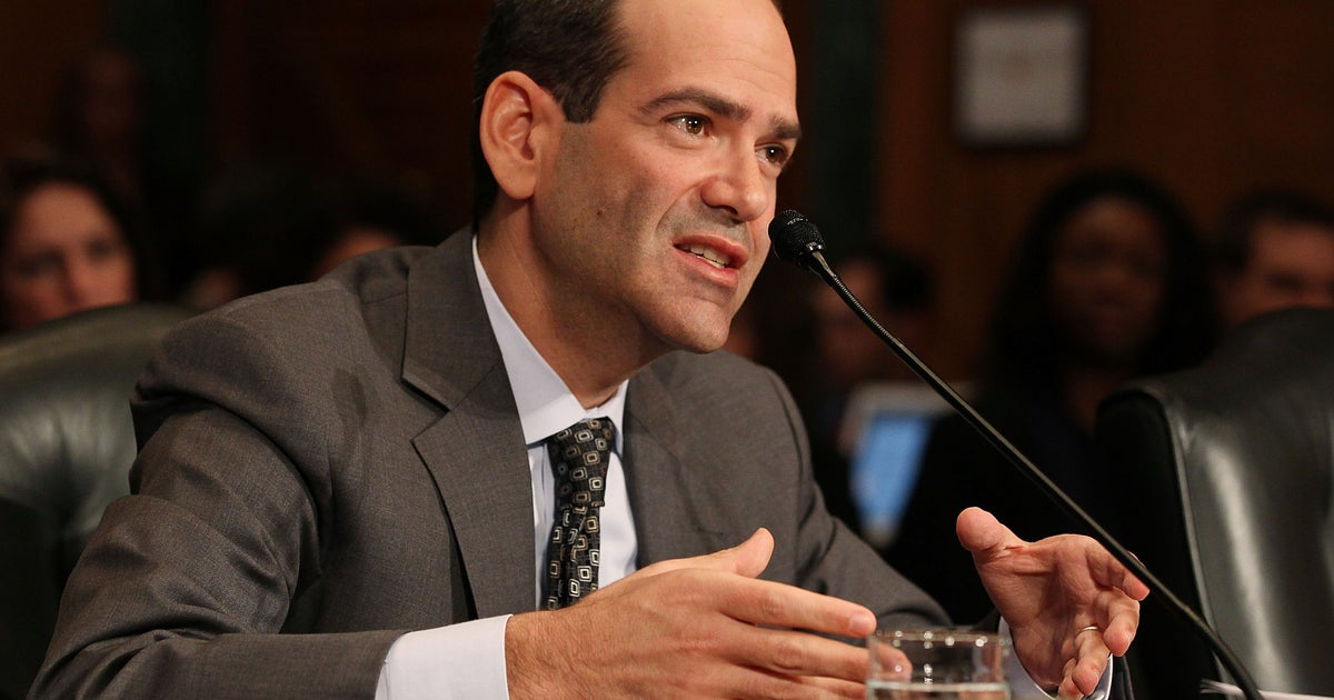 TARP watchdog gets book deal - CBS News